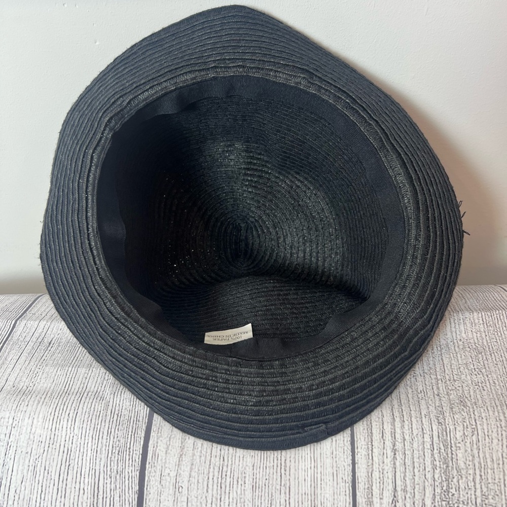 Women Stylish Black Hat with Colorful Band - Picture 6 of 7